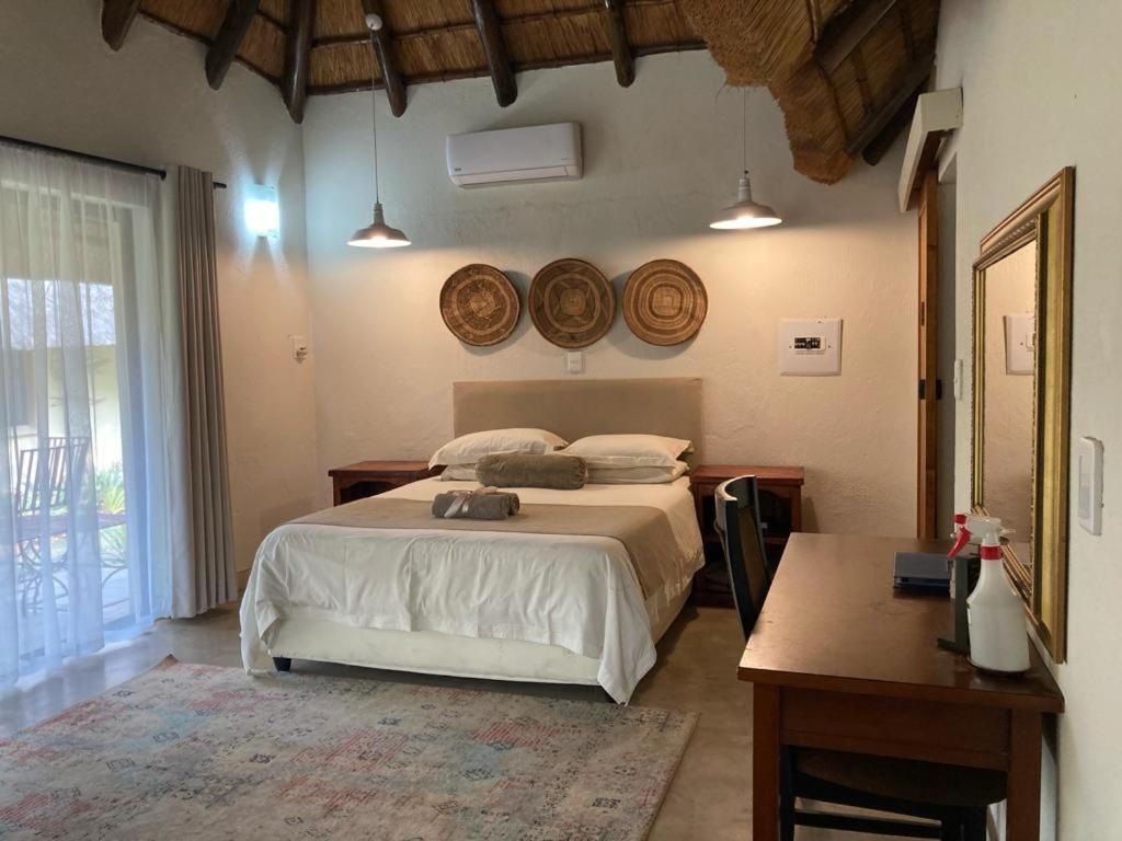 Acasia Guest Lodge โคมาติพอร์ต ภายนอก รูปภาพ