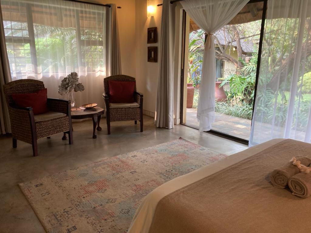 Acasia Guest Lodge โคมาติพอร์ต ภายนอก รูปภาพ